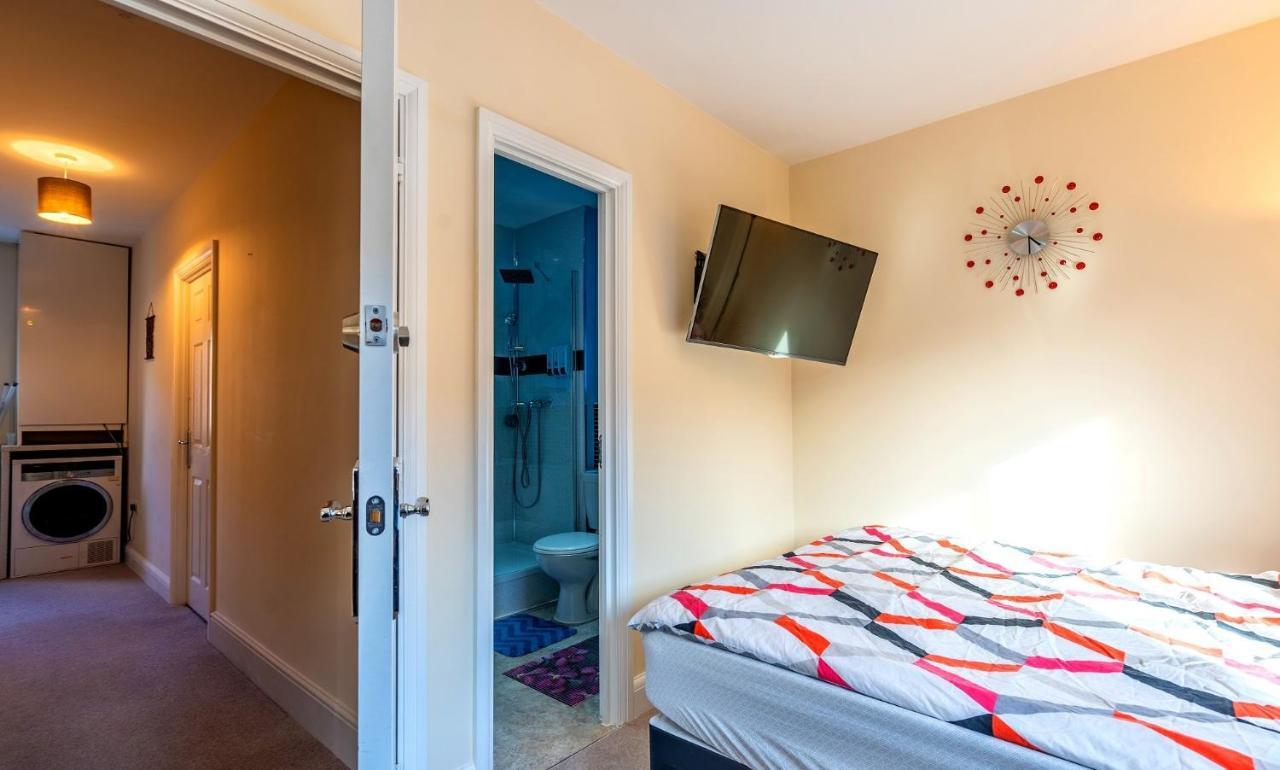 Bed & Breakfast Superstayz - Sun *