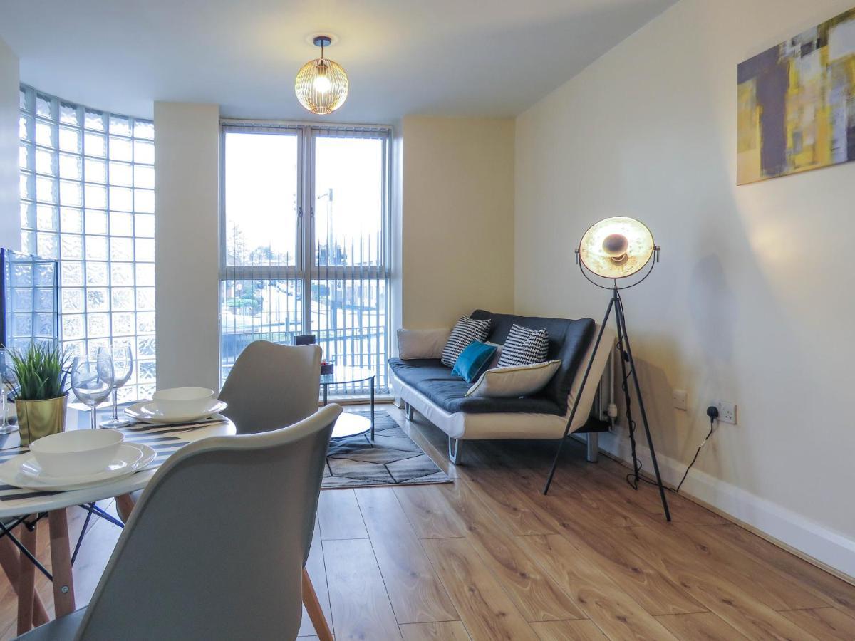 Tudors Esuites City Centre * Birmingham