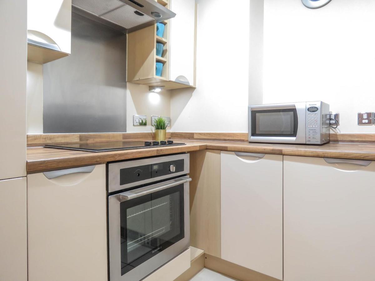 Tudors Esuites City Centre *