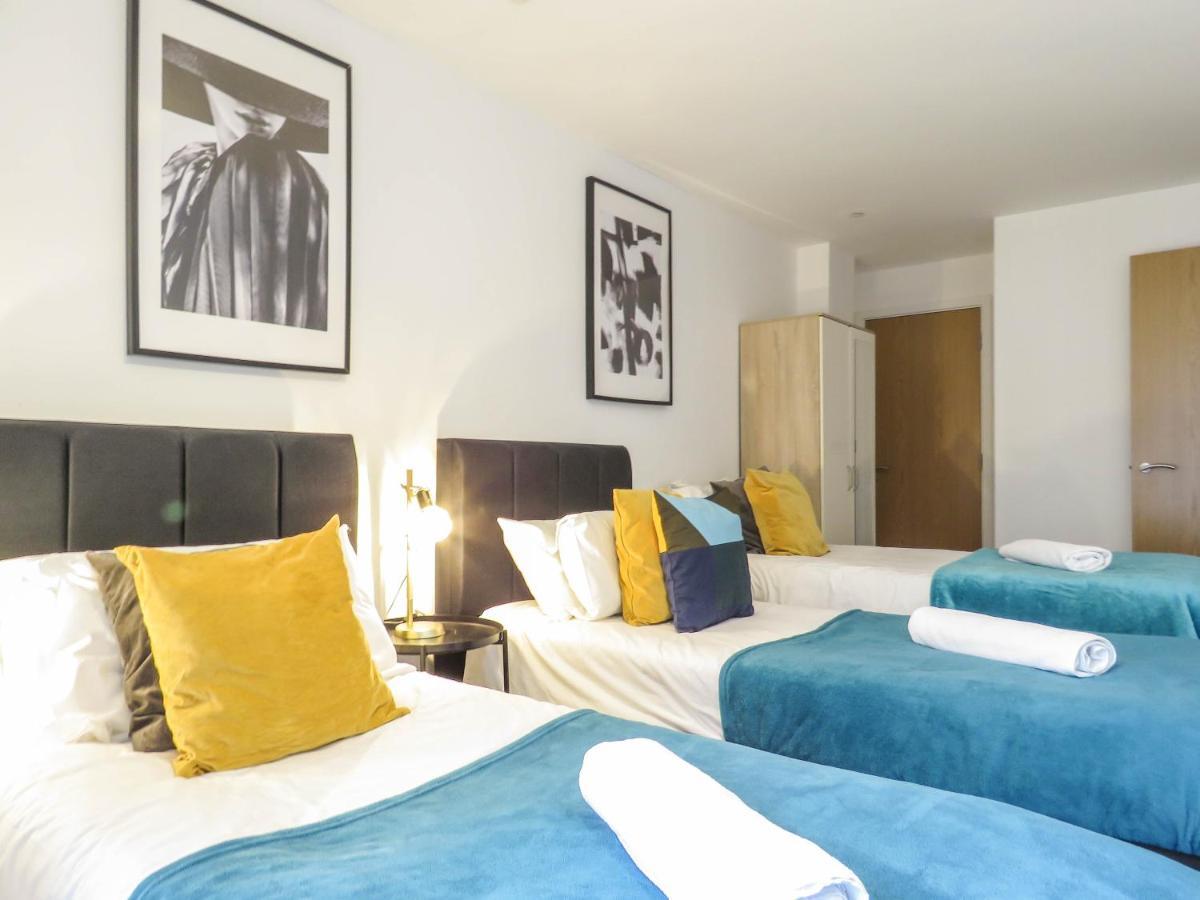 Tudors Esuites City Centre *