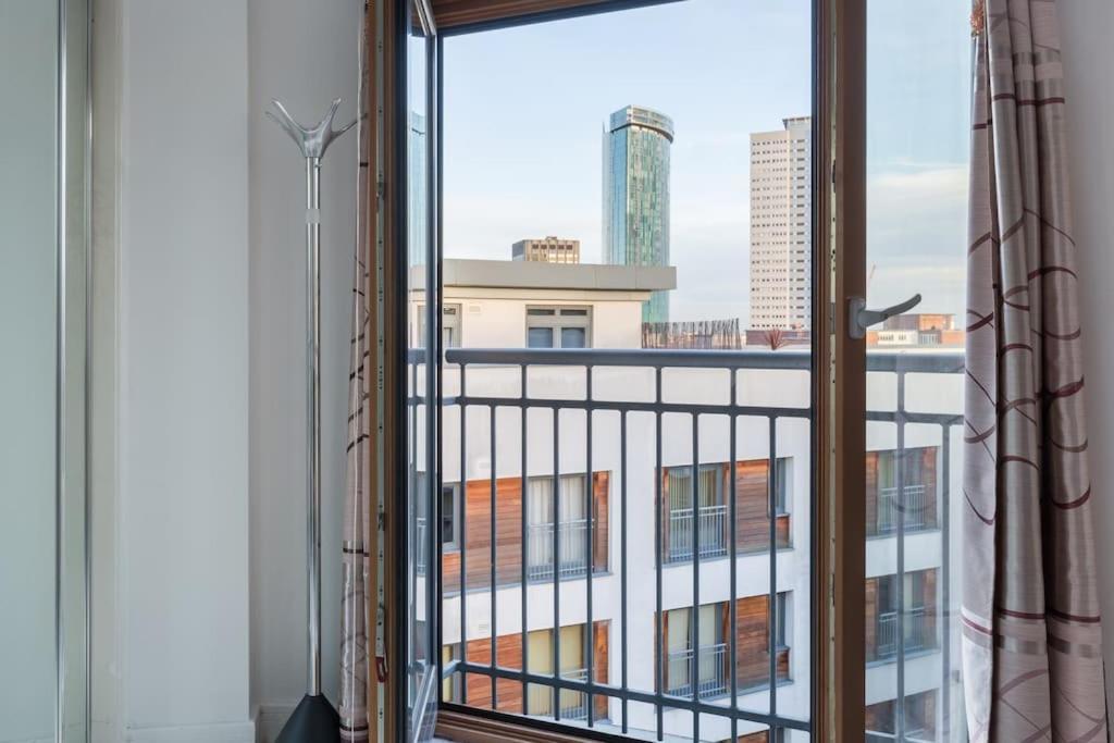 Bed With View 2* Birmingham