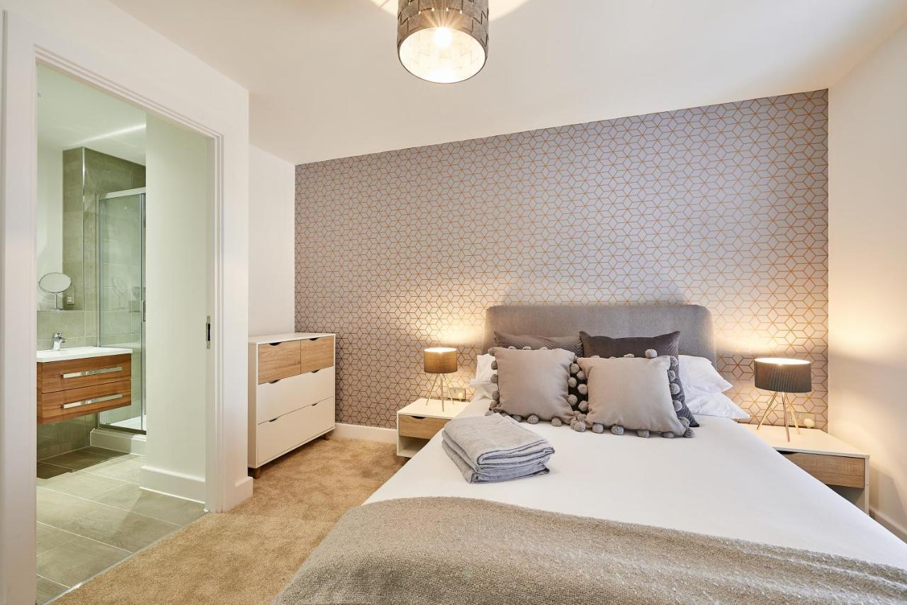 Seven Living Brindley Place Apartment