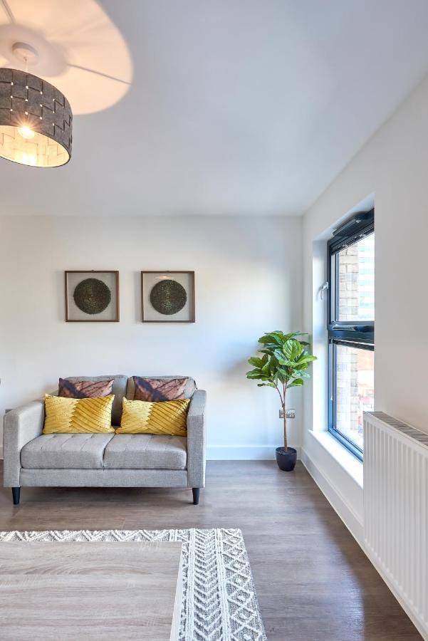 Seven Living Brindley Place *
