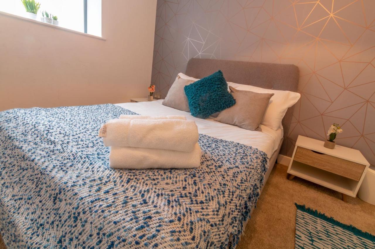 Seven Living Brindley Place Apartment Birmingham