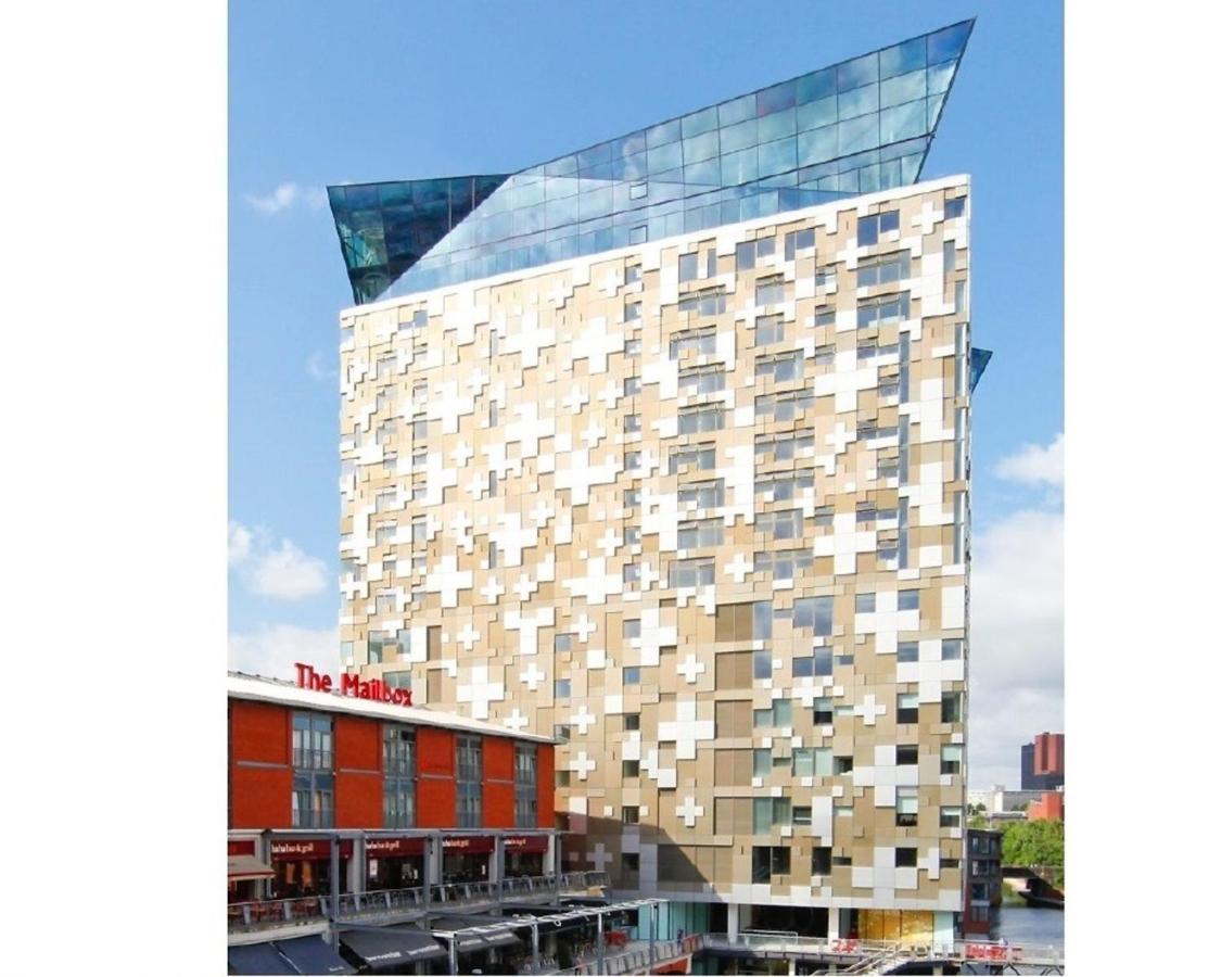 Centre - Luxury - Terrace - Next To Cube & Mailbox - Wifi - Smart Tv - Intercom Birmingham