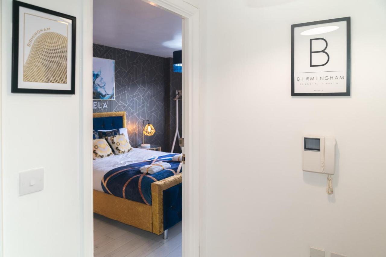 Apartment Maevela - Ultra Lavish Luxury 2 Bed Centre - With Balcony - Free Secure Parking - Ps4 & Smart Tv's *