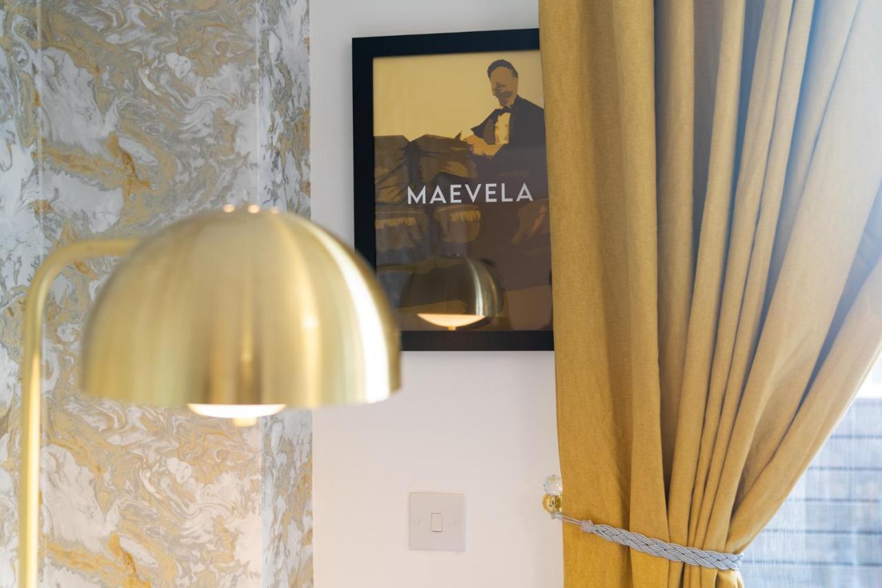 Apartment Maevela - Ultra Lavish Luxury 2 Bed Centre - With Balcony - Free Secure Parking - Ps4 & Smart Tv's Birmingham
