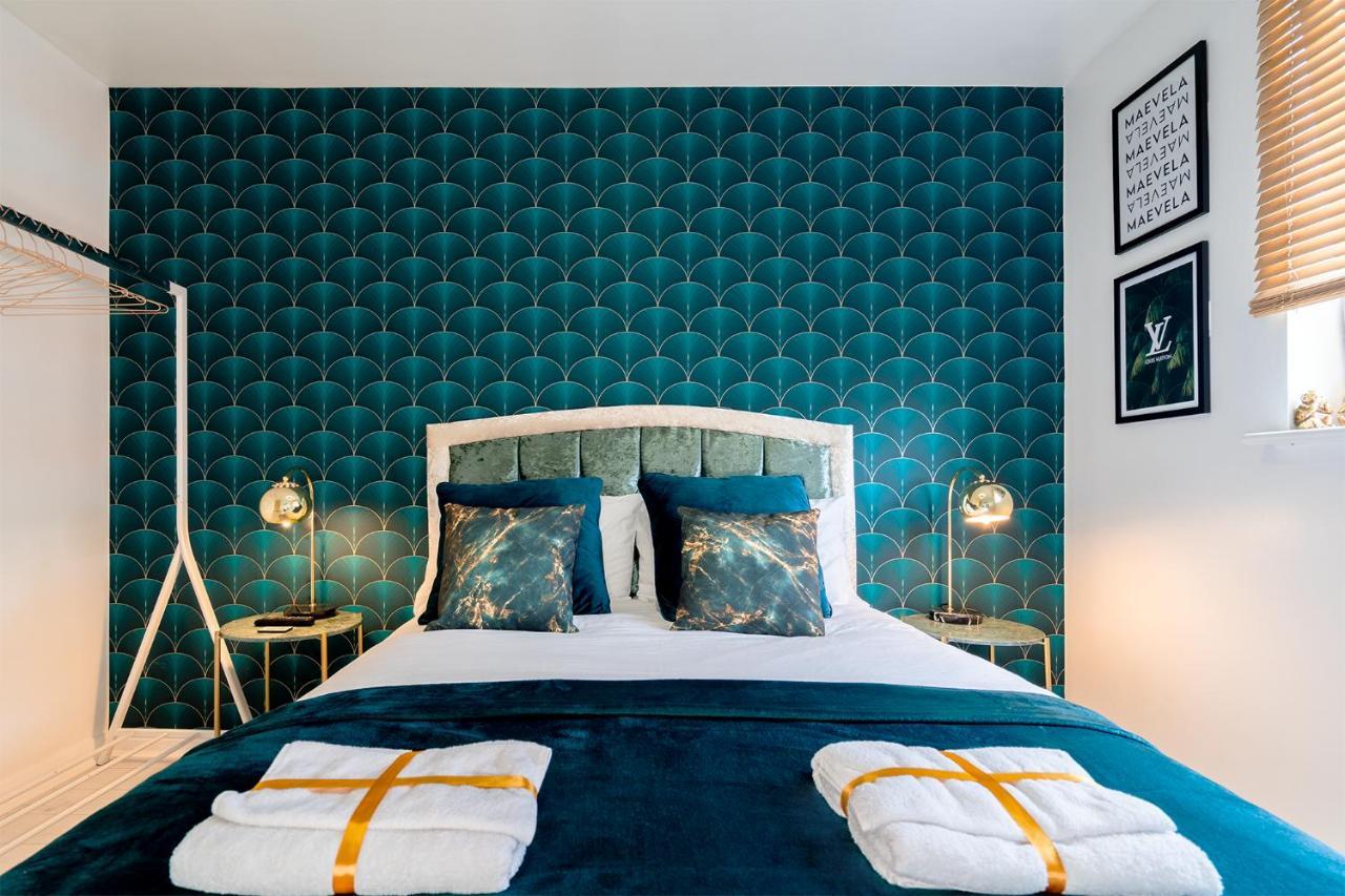 Apartment Maevela - Ultra Lavish Luxury 2 Bed Centre - With Balcony - Free Secure Parking - Ps4 & Smart Tv's Birmingham