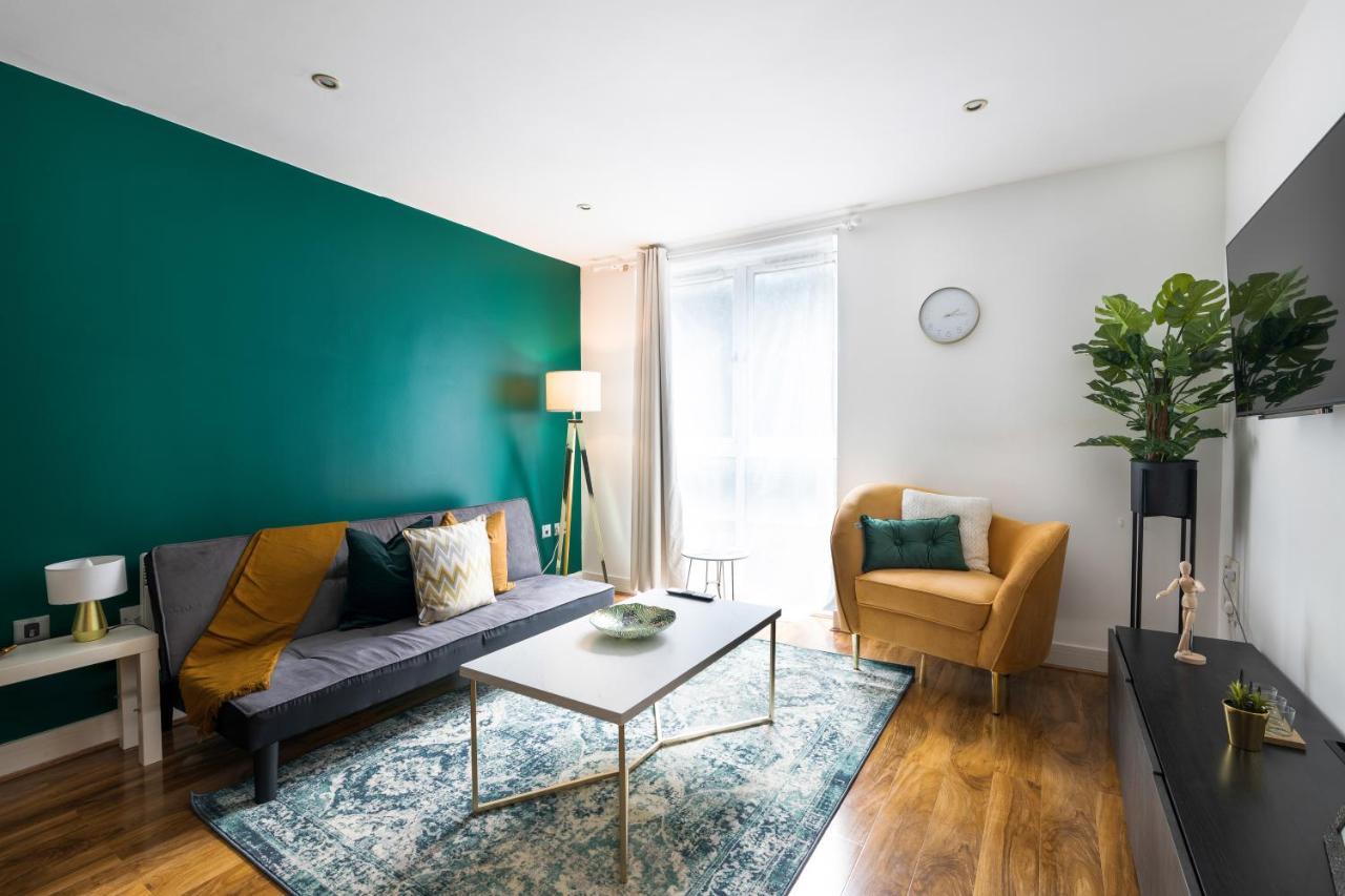 1 Bed 1 Min Walk To Broad St Very Central!