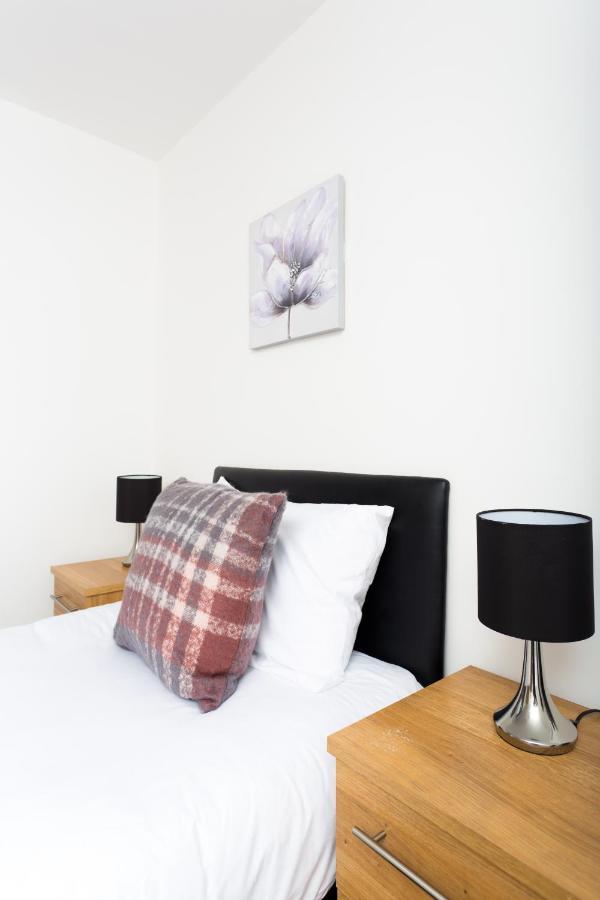 Apartment Absolute On Essex: Chinatown Hub With Free Wi-fi And Parking Birmingham