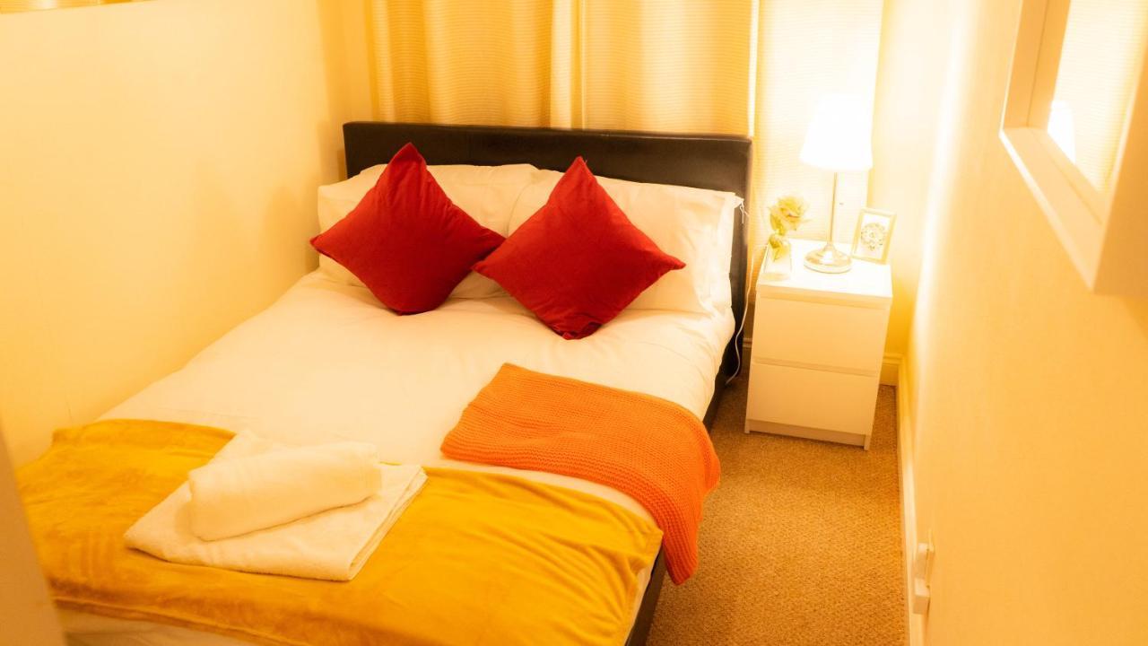 Apartment Modern And Cosy With Free Car Park And Free Wifi !!! Birmingham