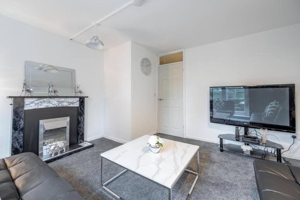 3 Bed Spacious 4 Floor Birmingham
