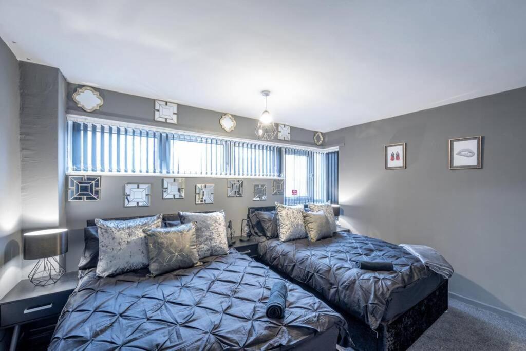 3 Bed Spacious 4 Floor Holiday home *
