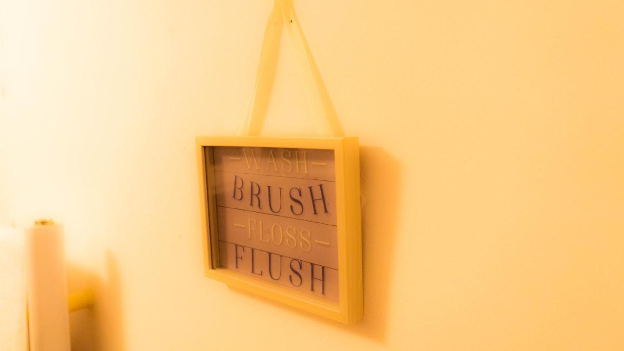 Modern And Cosy With Free Car Park And Free Wifi !!! Apartment Birmingham