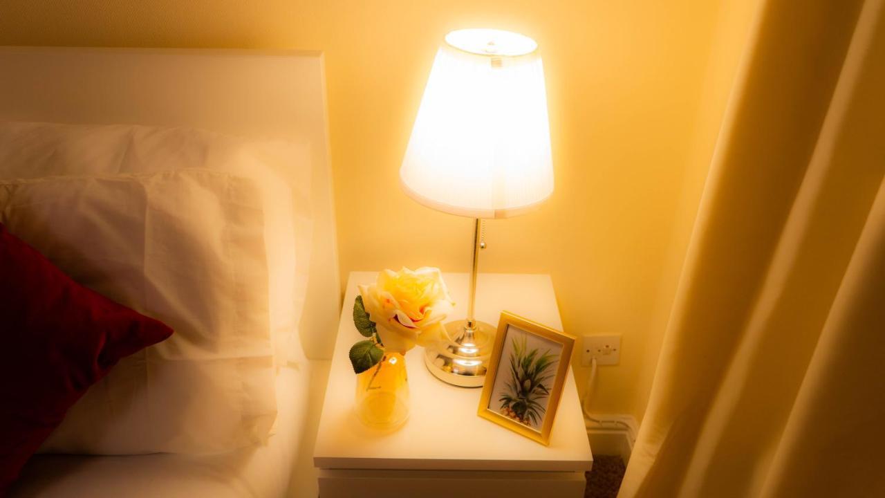 Modern And Cosy With Free Car Park And Free Wifi !!! Apartment Birmingham