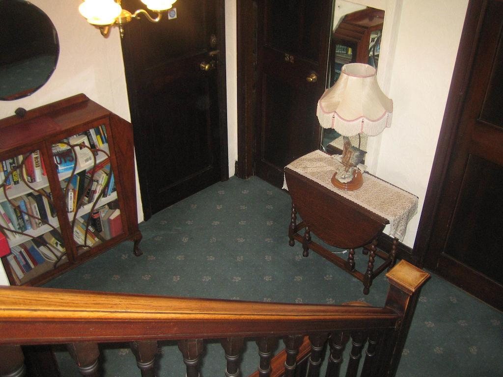 Hotel Fountain Court 2*