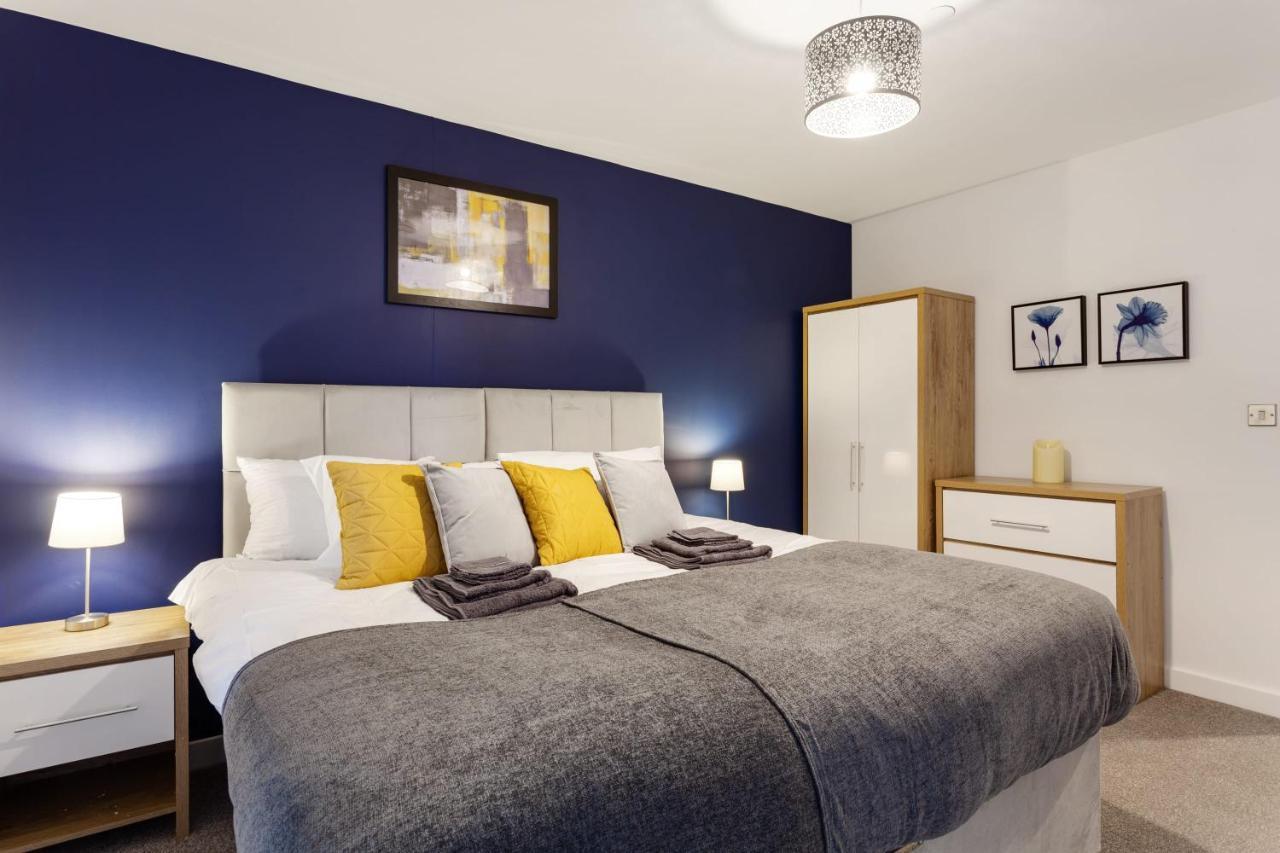 Stunning Modern 1br Flat In *