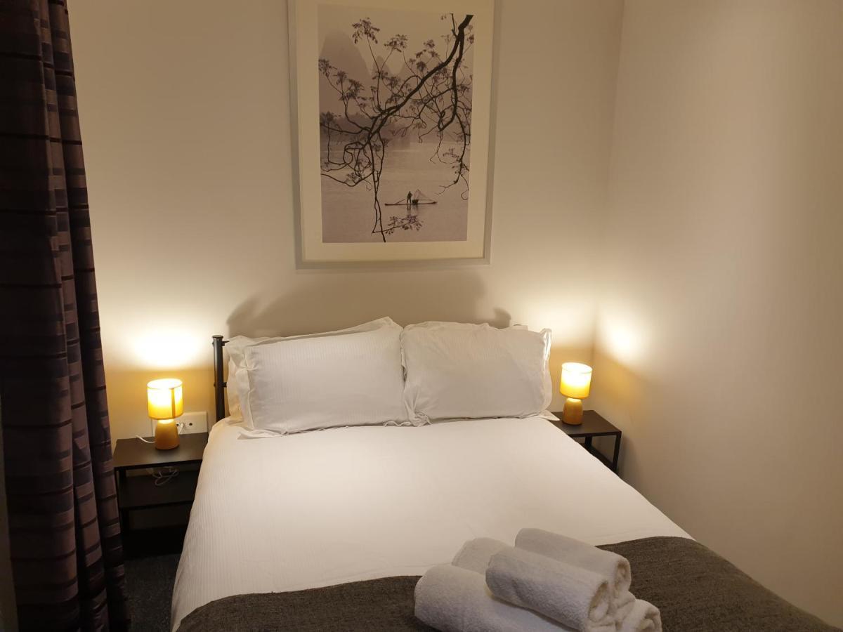 Garnet, 3 Bedroom * Birmingham