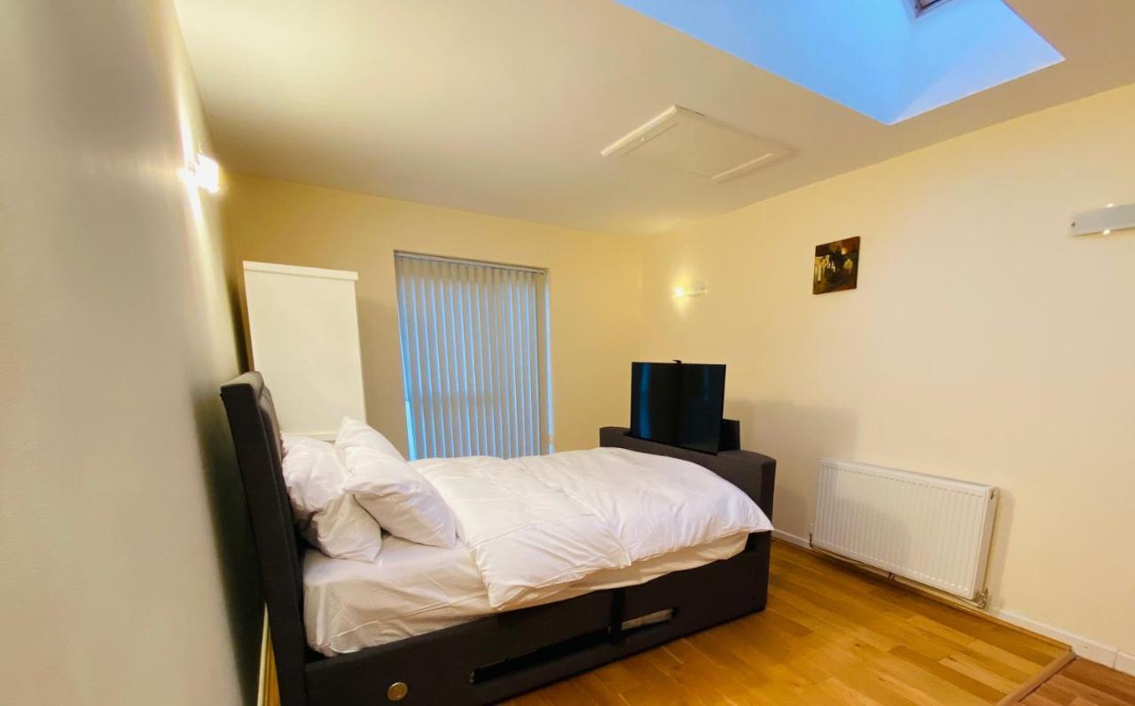 Birmingham Guesthouse 2*