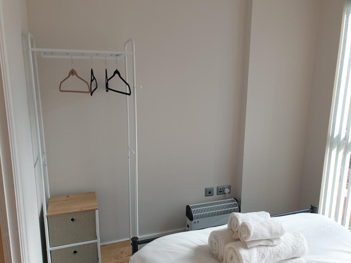 Emerald, 2 Bedroom Apartment Birmingham