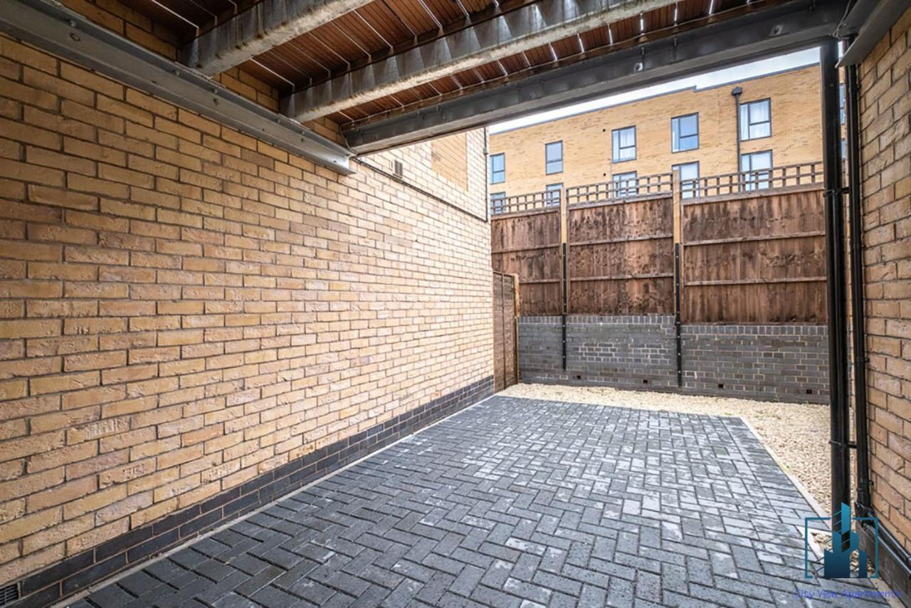 B5 Centre Beautiful View Apartment