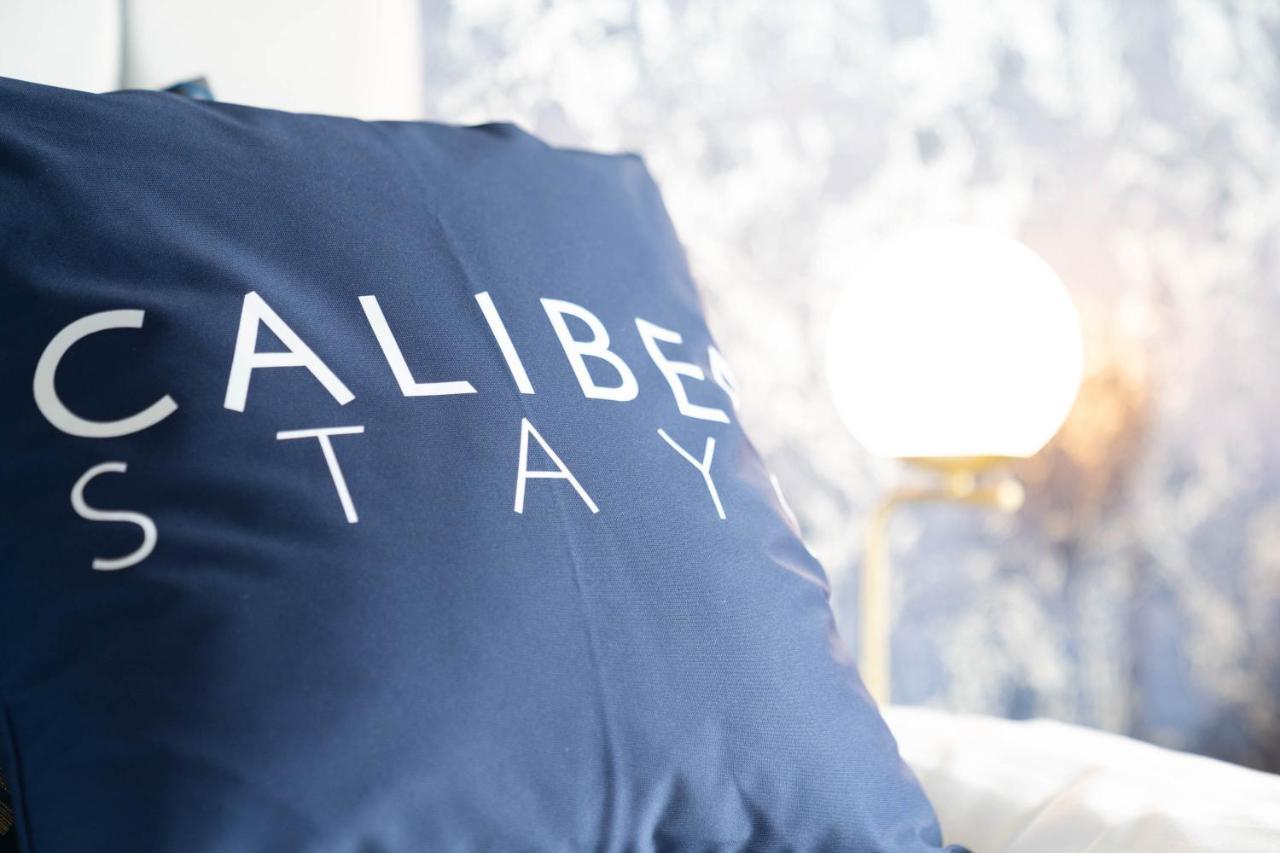 Caliber Stays & Homes - The Aphrodite Suite- 2 Bedroom - Centre - Free Netflix & Rooftop Skyline Views * Birmingham