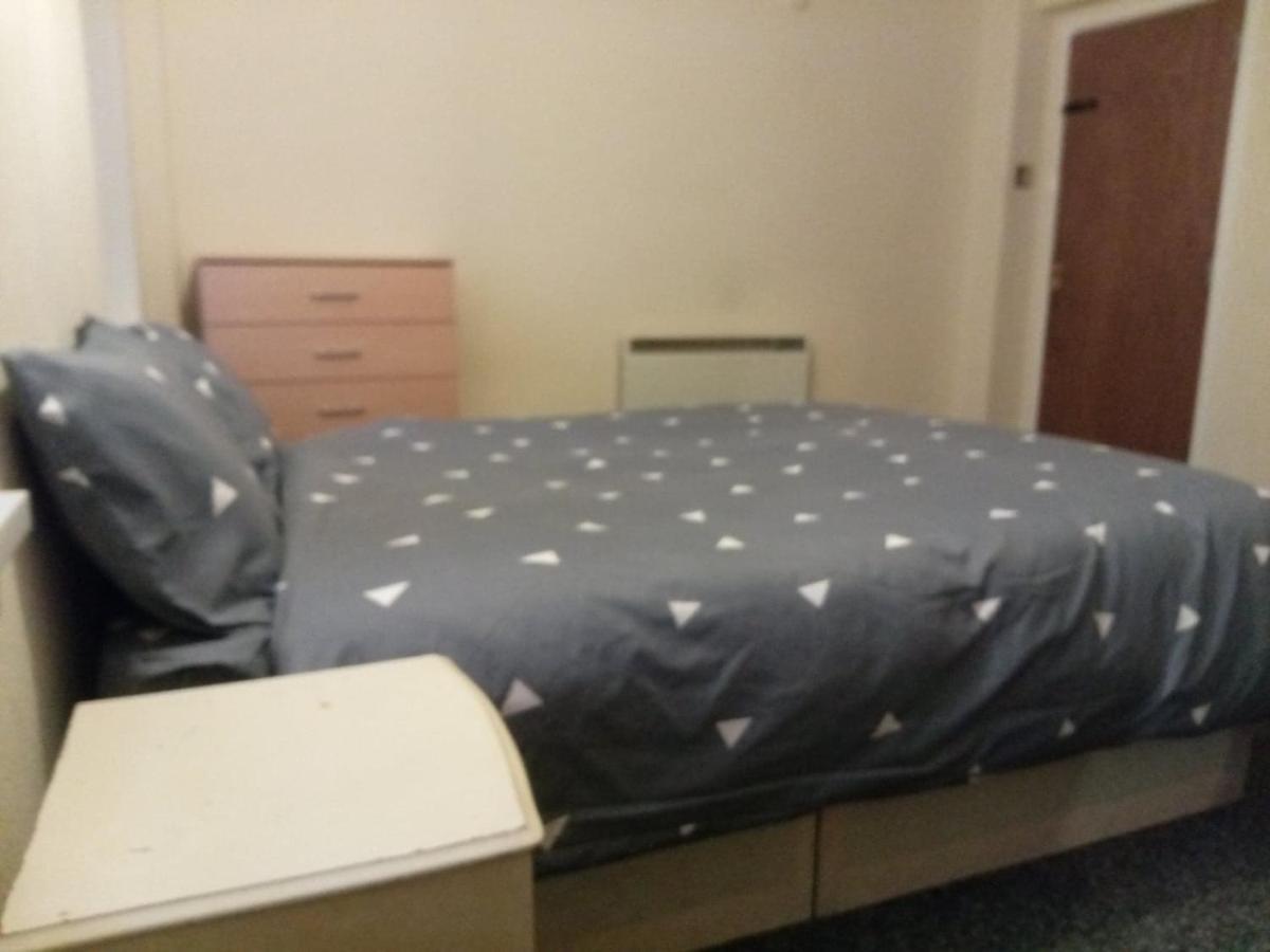 Guest house Free Extra Guests!!! Heart Of Centre!! *