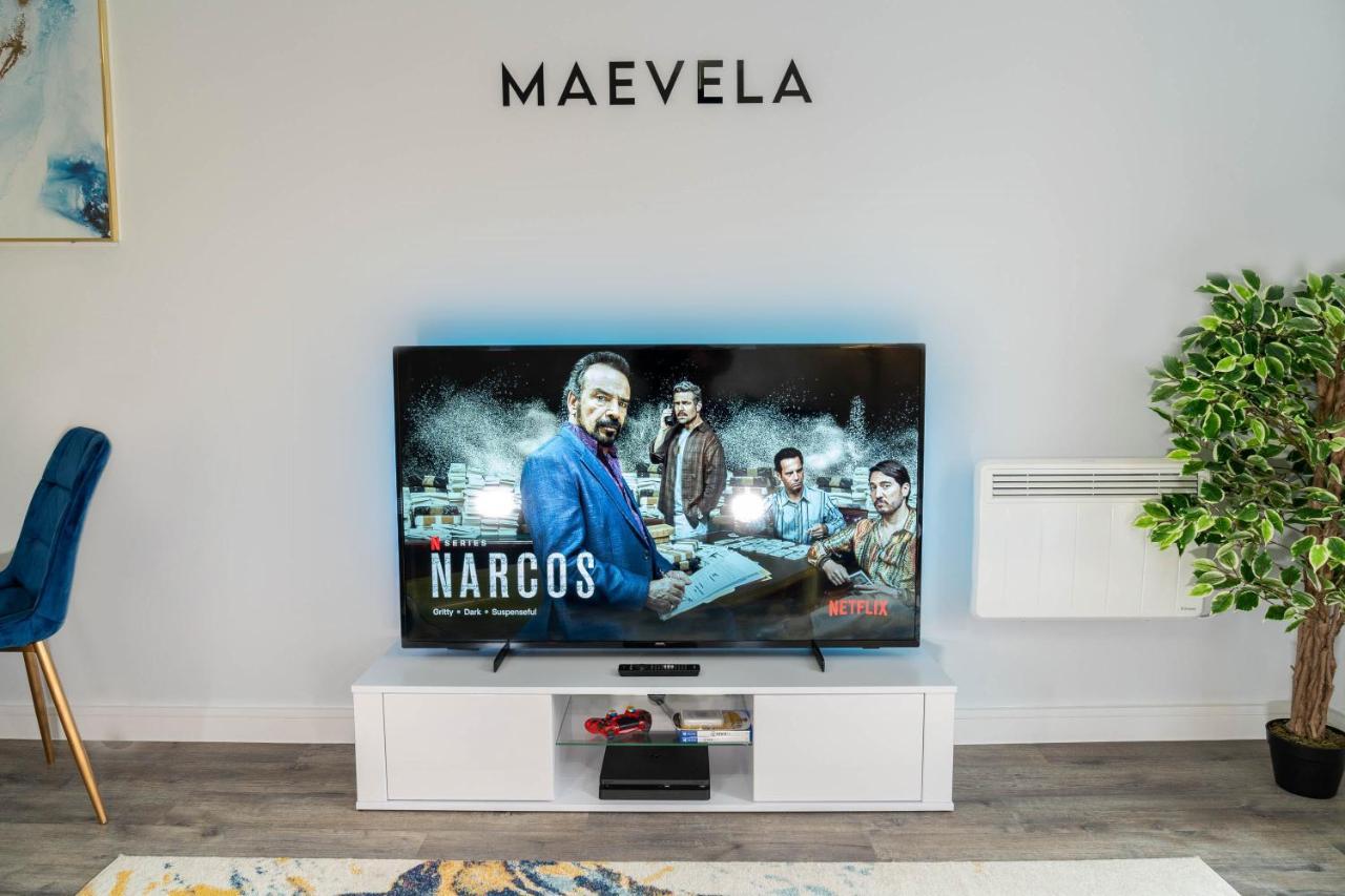 Maevela - Ultra High-end New Build ✪ Centre, Digbeth ✓ With Juliet Balcony - Rooftop Terrace - Ps4 & Smart Tv's Apartment
