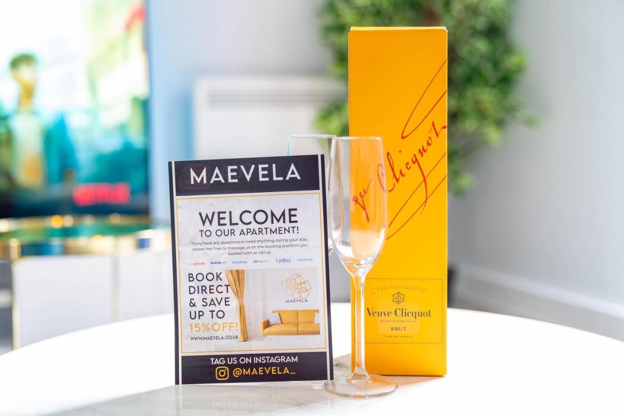 Maevela - Ultra High-end New Build ✪ Centre, Digbeth ✓ With Juliet Balcony - Rooftop Terrace - Ps4 & Smart Tv's Apartment