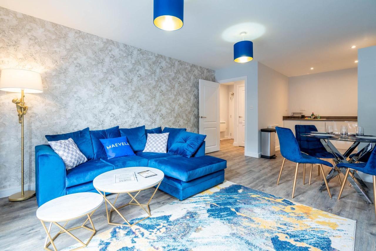 Maevela - Ultra High-end New Build ✪ Centre, Digbeth ✓ With Juliet Balcony - Rooftop Terrace - Ps4 & Smart Tv's Apartment