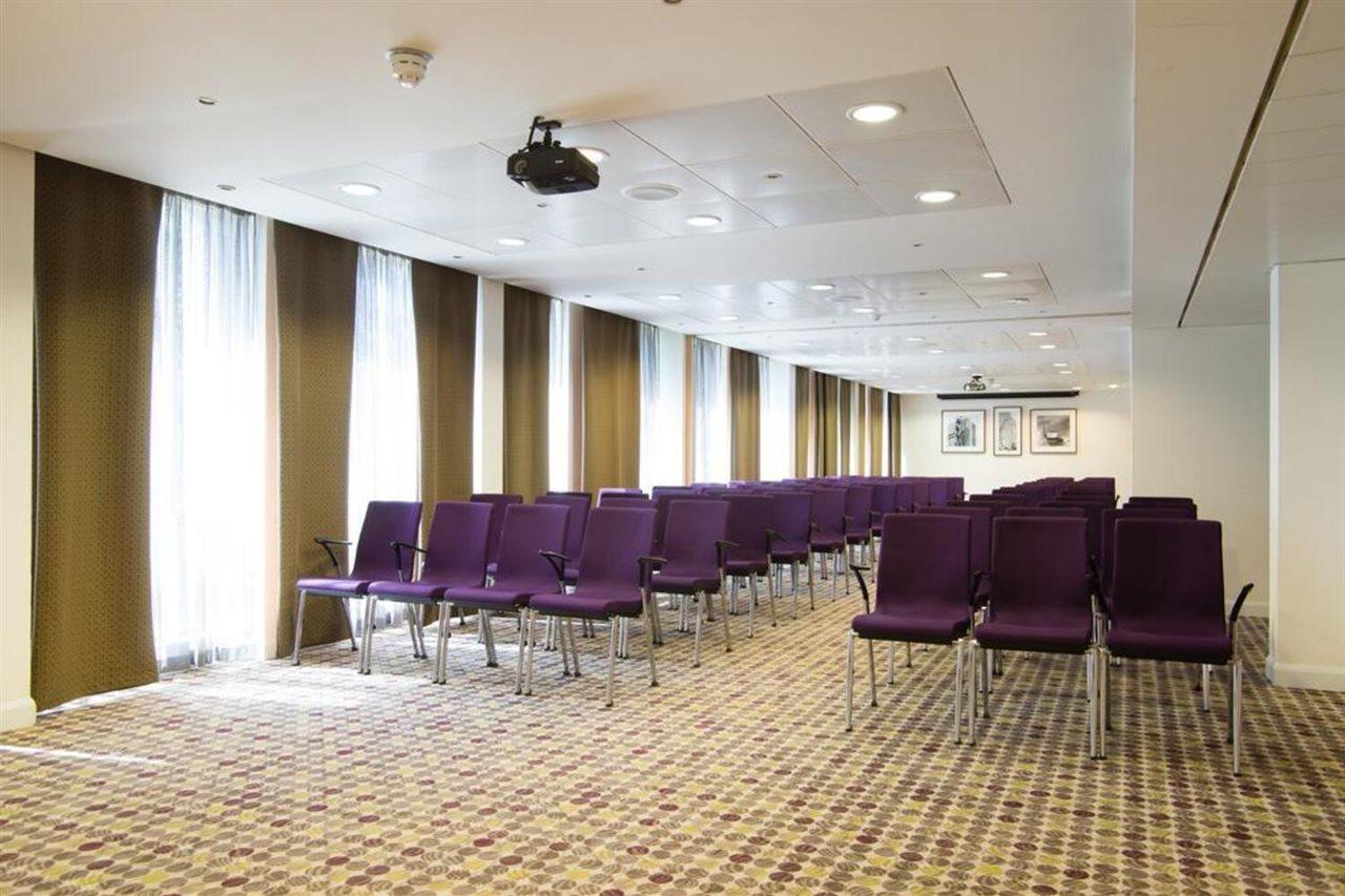 Hilton Garden Brindley Place 4* Birmingham