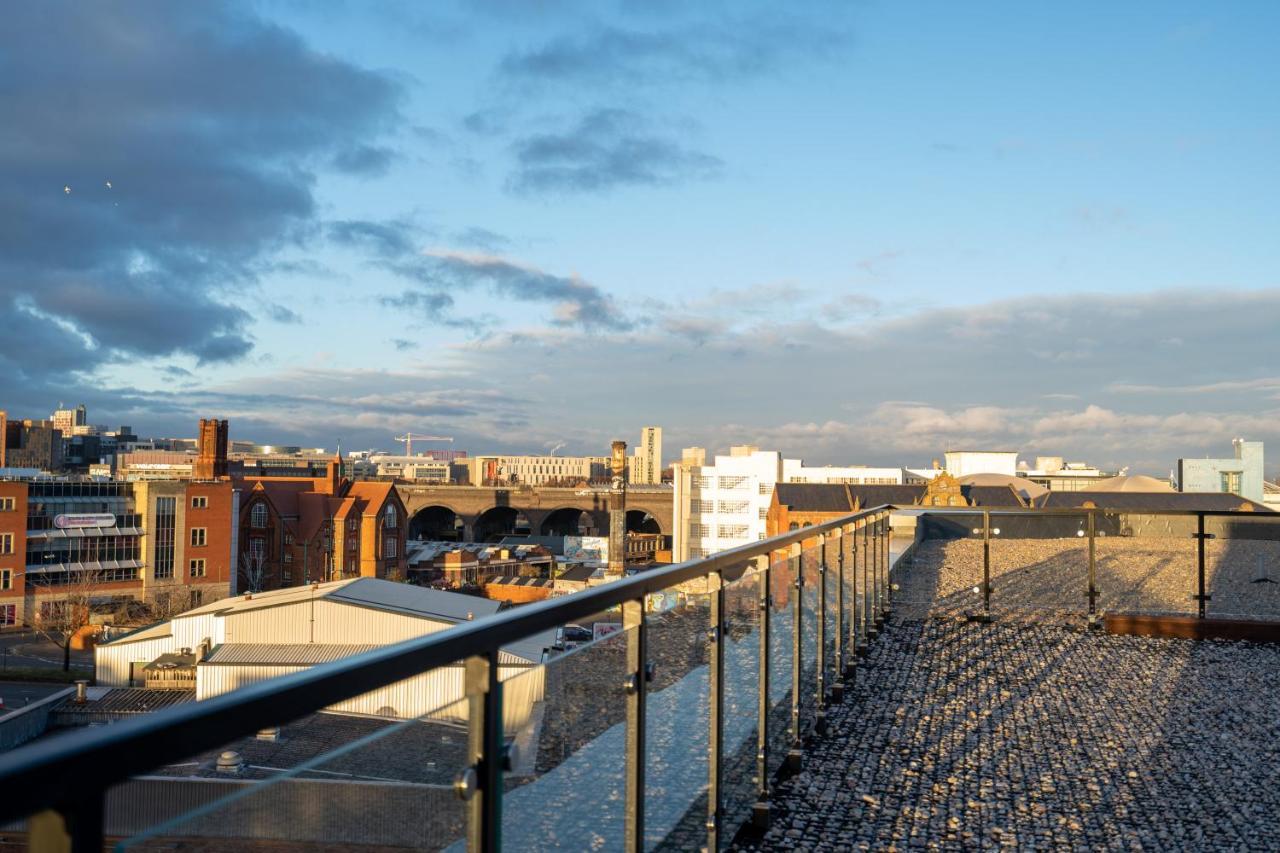 Maevela - Ultra High-end New Build ✪ Centre, Digbeth ✓ With Juliet Balcony - Rooftop Terrace - Ps4 & Smart Tv's * Birmingham