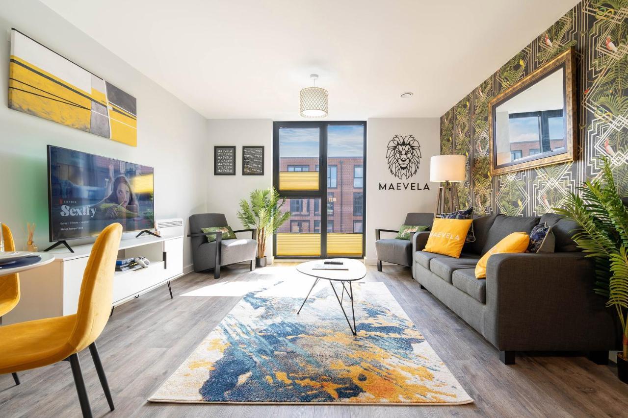 Maevela - Jungle Vibe Luxury Centre 1 Bed - New Build - Centre, Digbeth - Rooftop Terrace - Ps4 & Smart Tv's Apartment