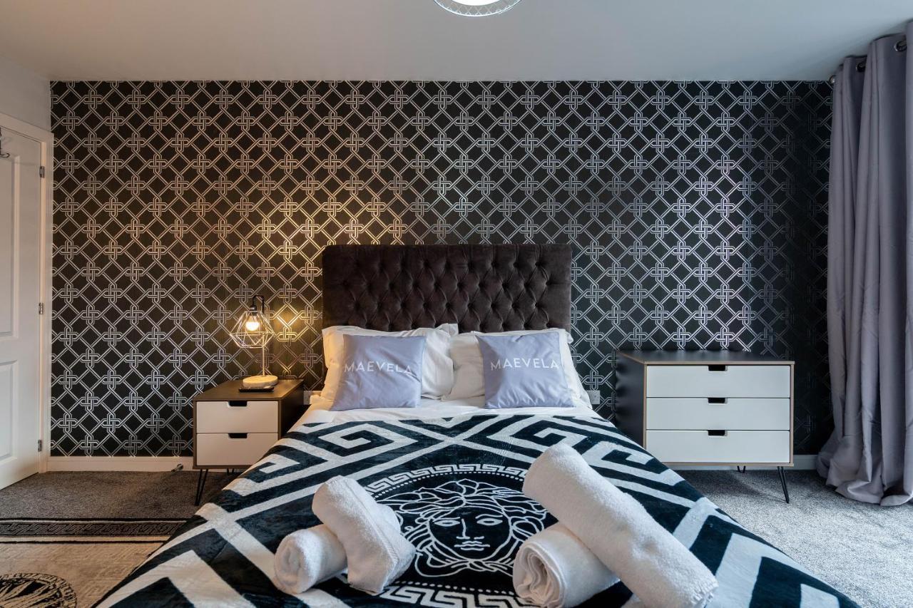 Maevela - Jungle Vibe Luxury Centre 1 Bed - New Build - Centre, Digbeth - Rooftop Terrace - Ps4 & Smart Tv's Birmingham