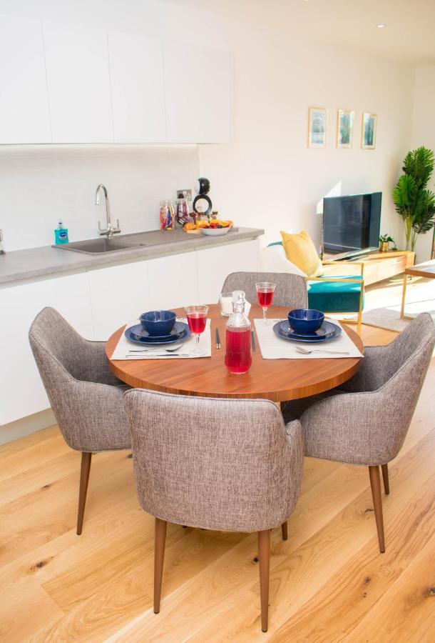 Apartment Exoticstay Apartments - Ultra Luxe Top Floor Suite - City Centre Apartment With Cube View - Smart 4K Tv With Ultrafast Wifi & Netflix