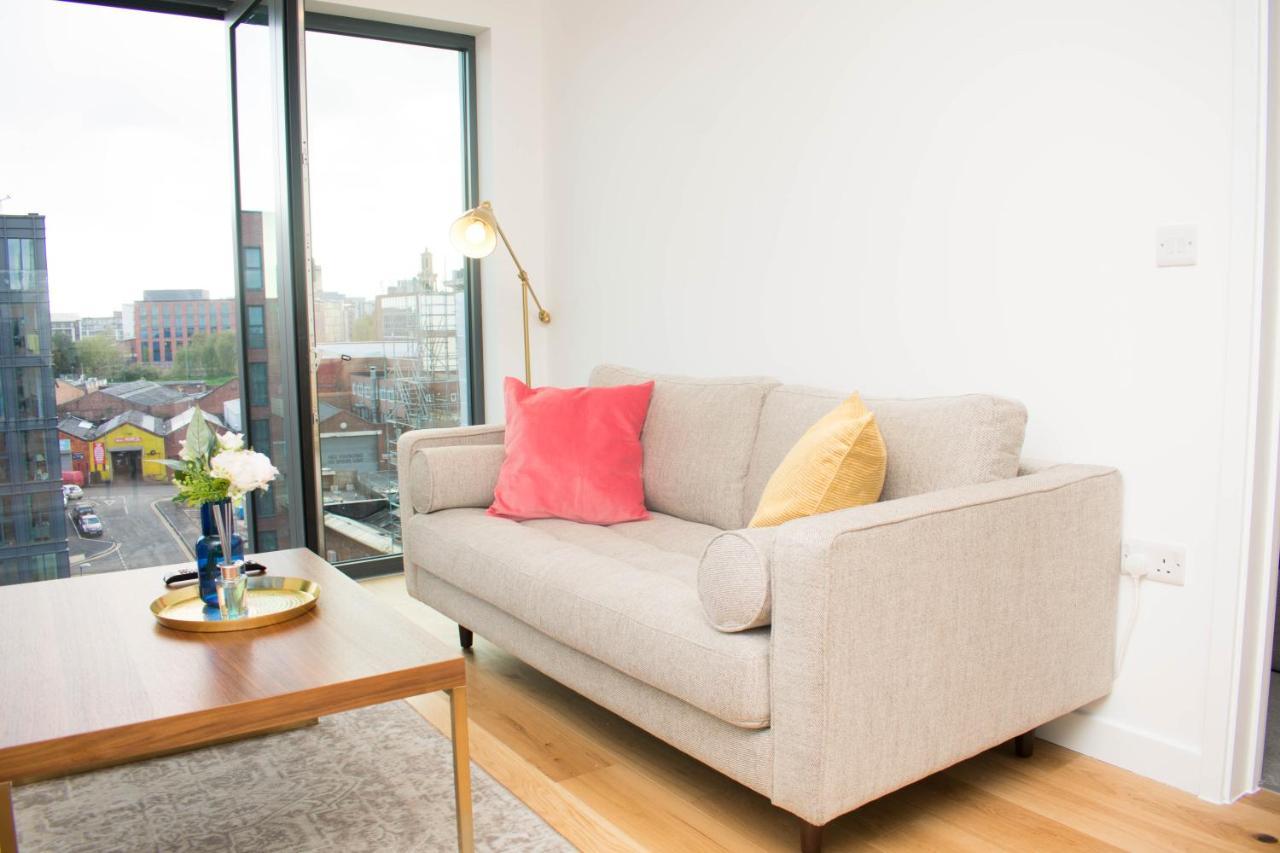 Exoticstay Apartments - Ultra Luxe Top Floor Suite - City Centre Apartment With Cube View - Smart 4K Tv With Ultrafast Wifi & Netflix Apartment *