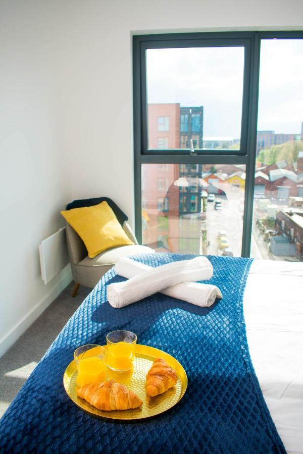 Exoticstay Apartments - Ultra Luxe Top Floor Suite - City Centre Apartment With Cube View - Smart 4K Tv With Ultrafast Wifi & Netflix *
