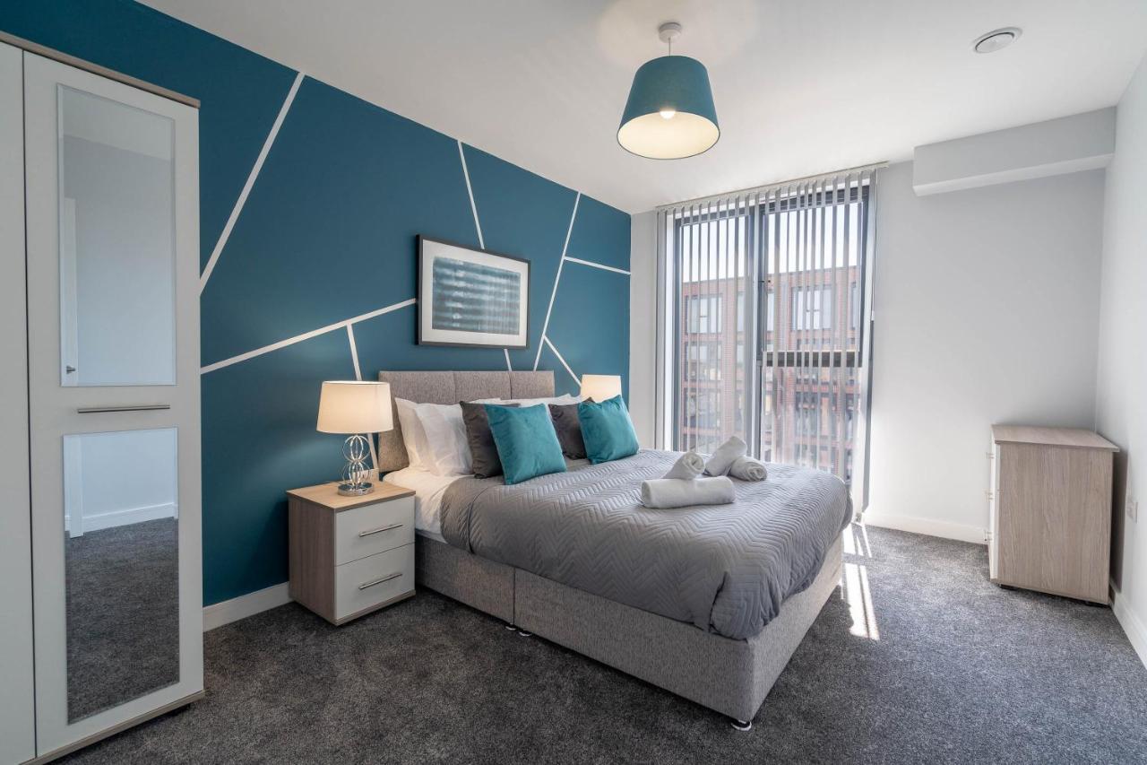 Apartment New Build - 2 Bed Luxury Spacious Modern Apt - Roof Top Terrace - Digbeth, Centre - Free Netflix & Smart Tv
