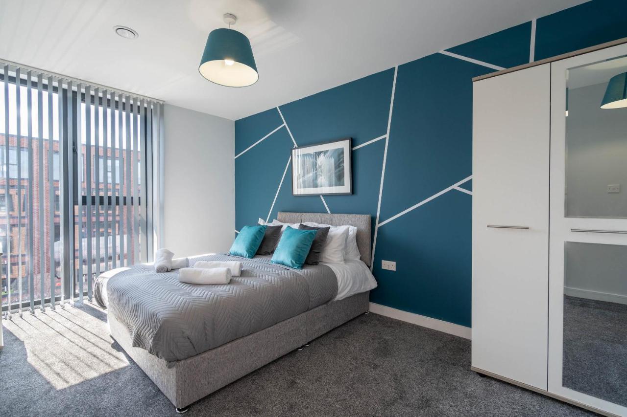 Apartment New Build - 2 Bed Luxury Spacious Modern Apt - Roof Top Terrace - Digbeth, Centre - Free Netflix & Smart Tv