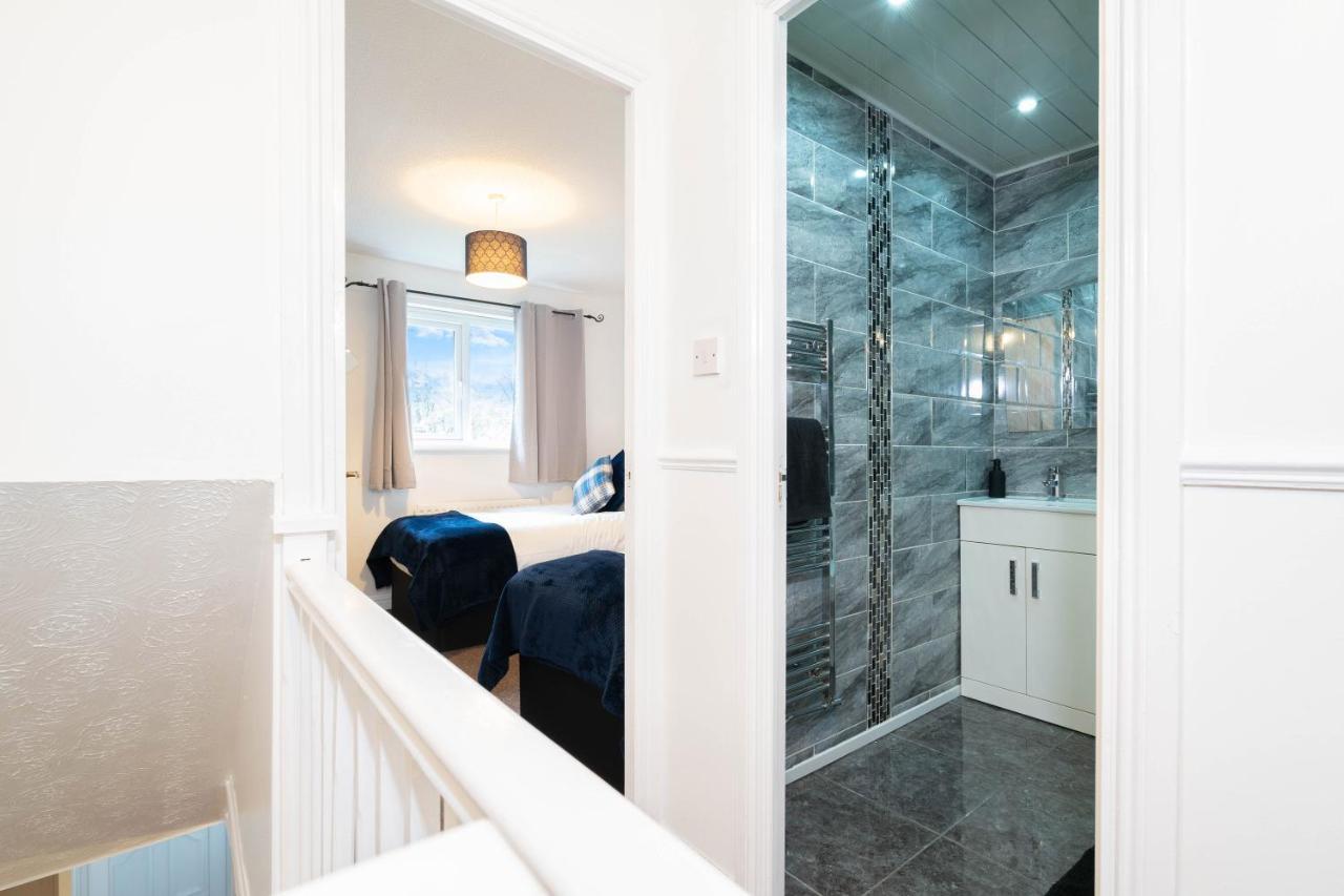Perfect For Families And Contractors- Near Digbeth Birmingham