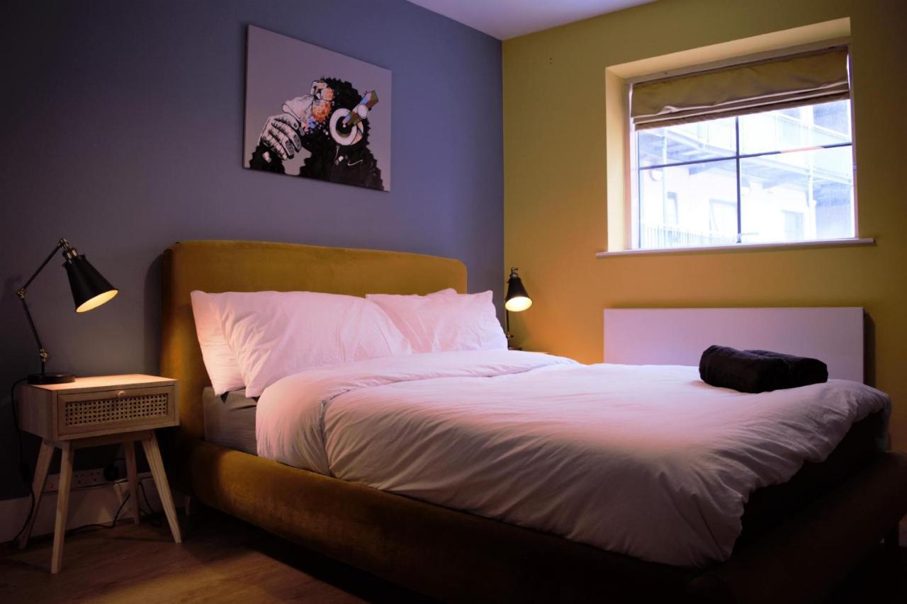 Apartment Sealand With Allocated Parking!