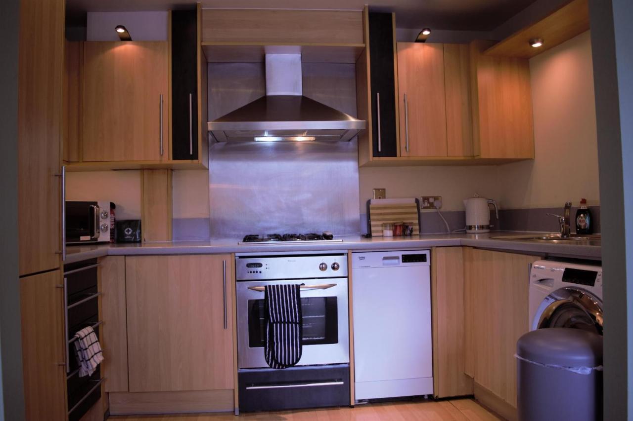 Apartment Sealand With Allocated Parking! *