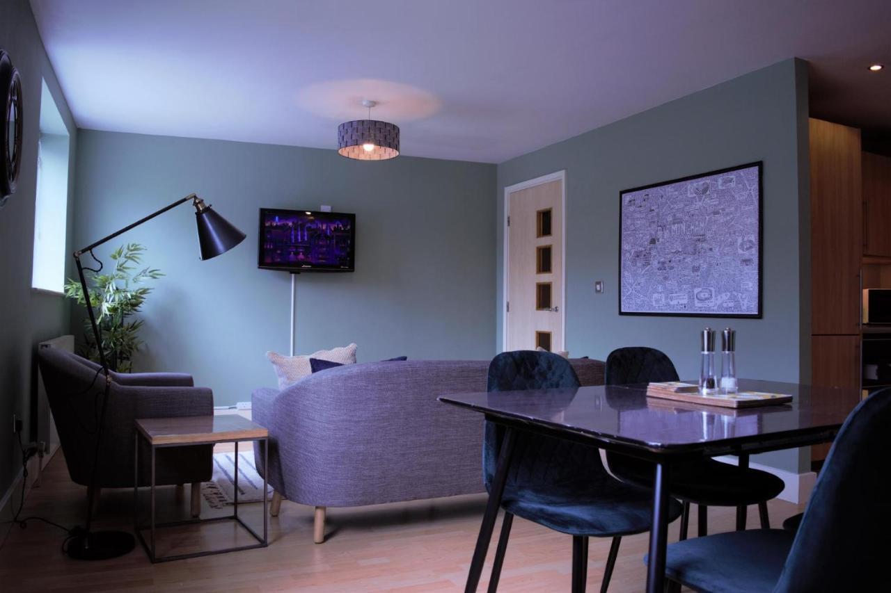 Sealand With Allocated Parking! Apartment