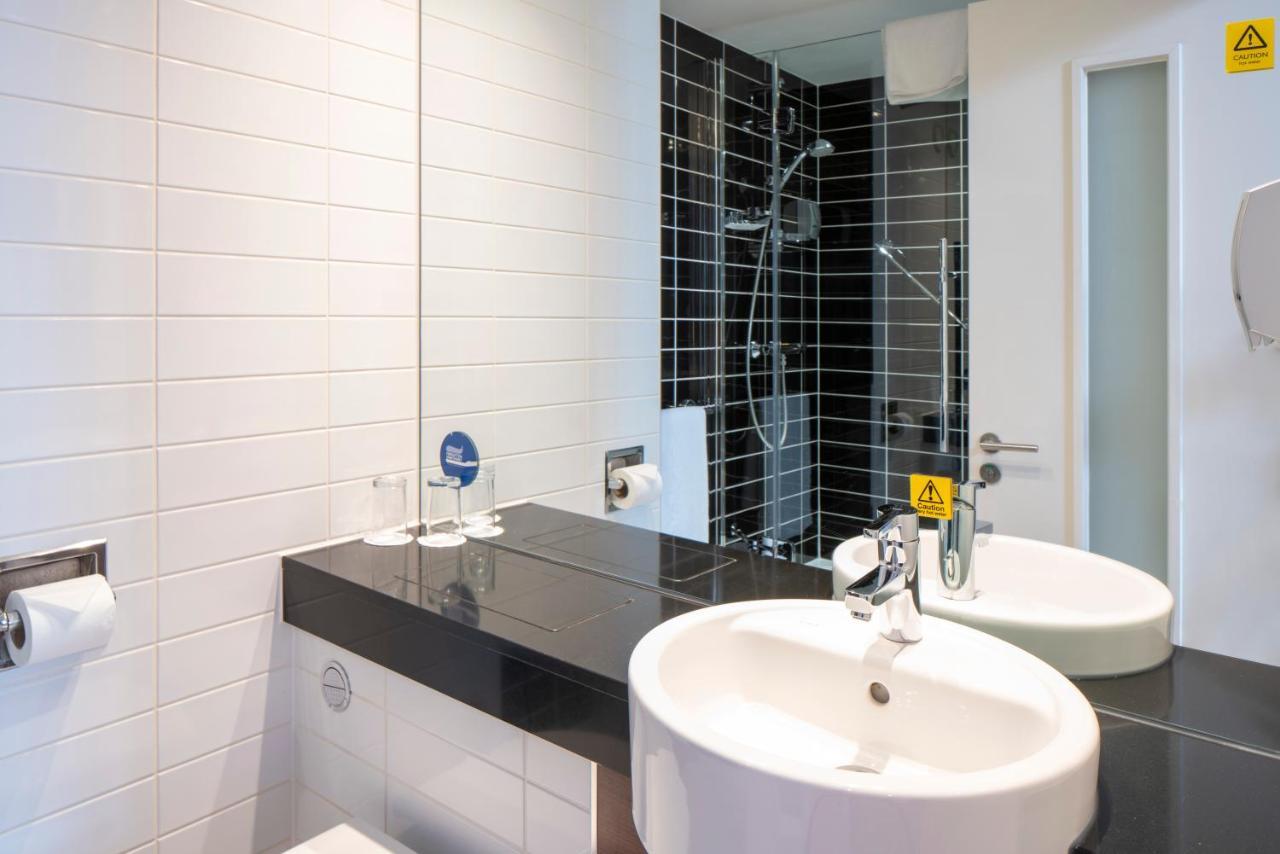 Express South A45, An Ihg Hotel 3*