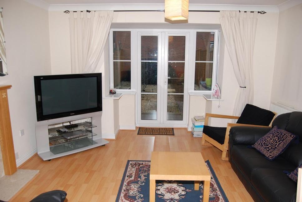 Fantastic 4 Bed House With 3 Bathrooms In Pleasant Location Holiday home Birmingham