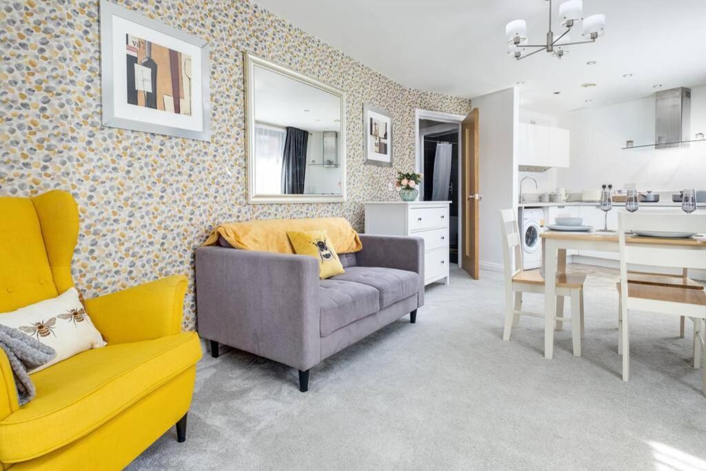 Luxury 2bed Spacious Apartment- Centre- Free Parking * Birmingham