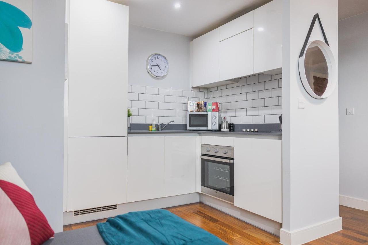 Luxury 9ine Broad Street Apartments, Beautiful View, Public Parking, * Birmingham