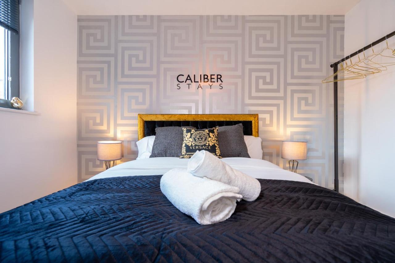 Apartment Caliber Stays Bliss - Medusa - 2-bed Retreat - Attractions, Sleeps 4, Free Netflix, Nearby Parking & Close Proximity - Bullring, Grand Central, The Cube - 5 Minutes Walk
