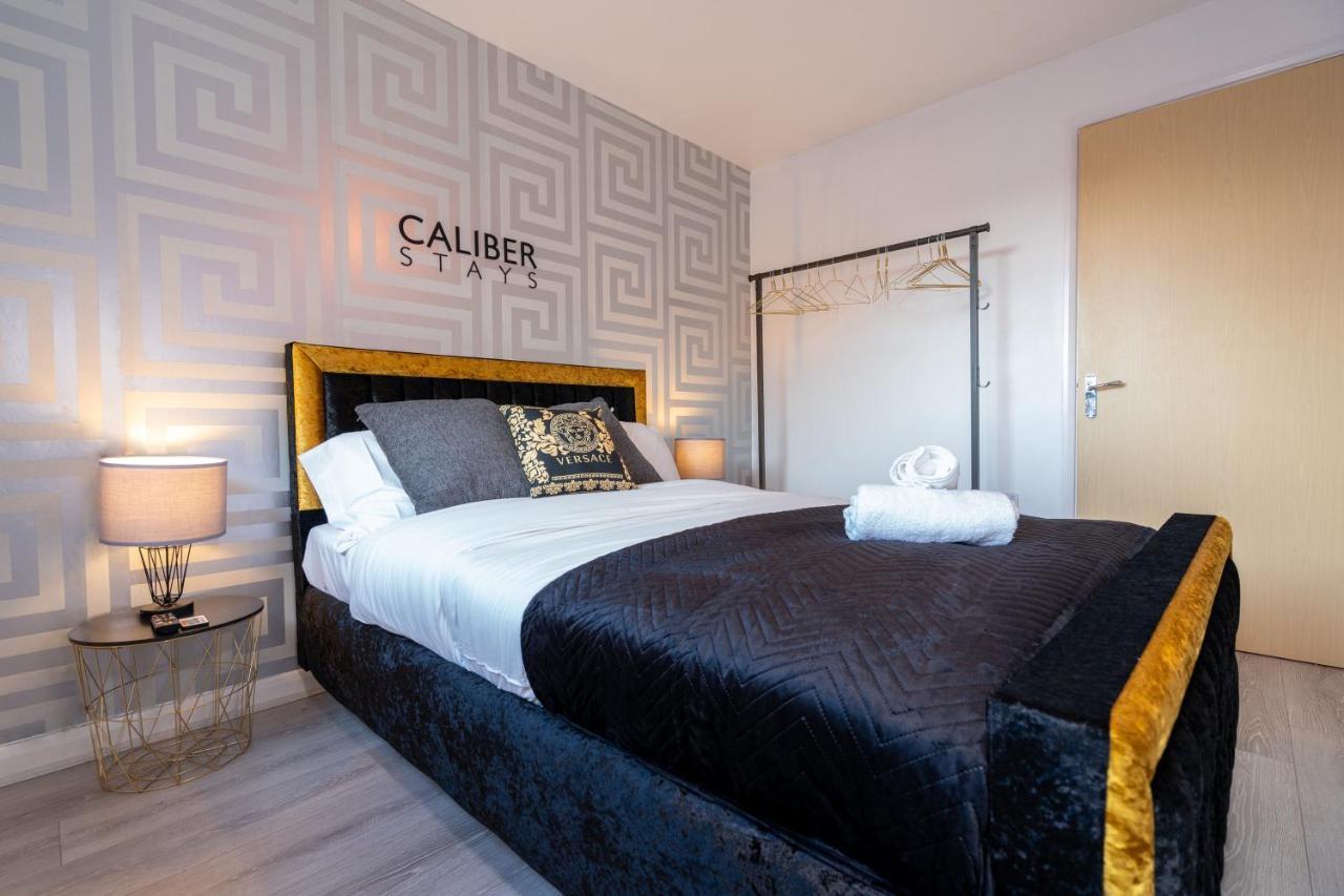 Caliber Stays Bliss - Medusa - 2-bed Retreat - Attractions, Sleeps 4, Free Netflix, Nearby Parking & Close Proximity - Bullring, Grand Central, The Cube - 5 Minutes Walk *