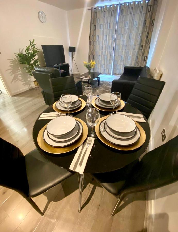 New Refurb Two Bedroom Apartment, Arcadian B'ham